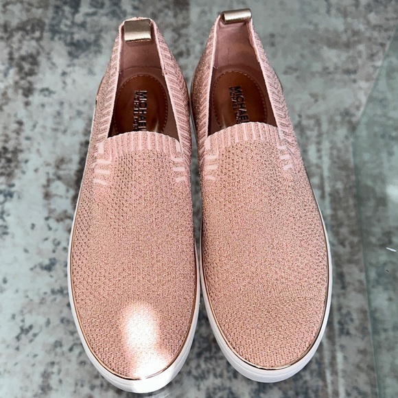Michael Kors Women's Pink Slip-On Sneakers 7.5 - Picture 3 of 6